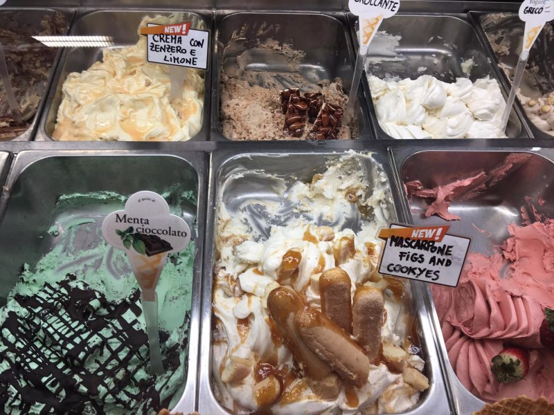 Dai Fradei, Gelateria