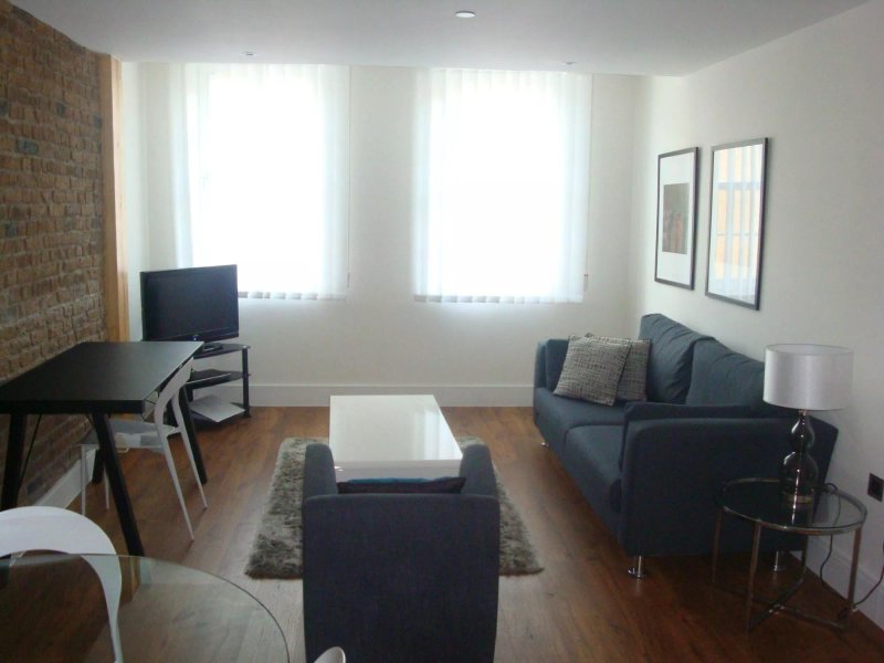 MAX Serviced Apartments Commercial Road