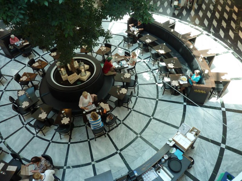 Holstein's Bistro