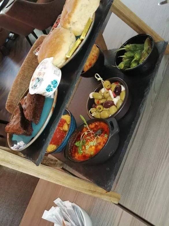 Tapas La Casa Bar & Restaurant