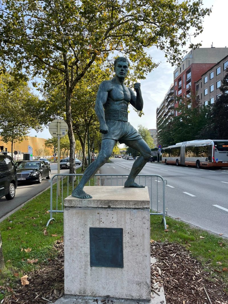 Jean-Claude Van Damme Statue