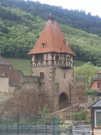 Tour des Sorcieres