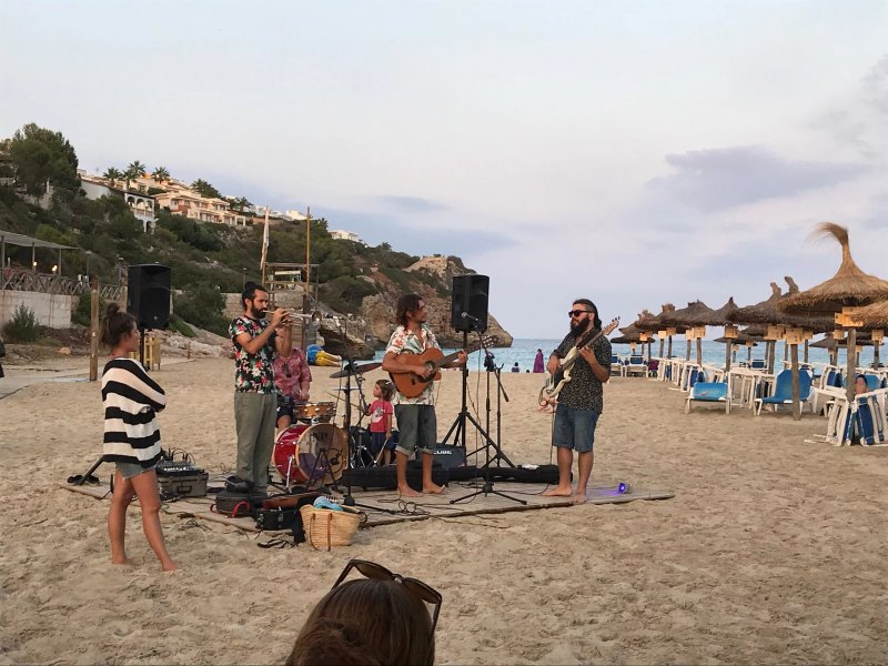 Coco Beach Bar