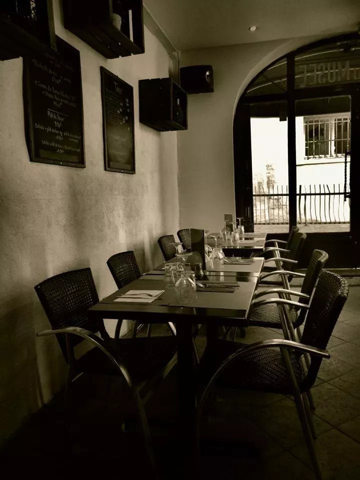 Le Bar Du Musee