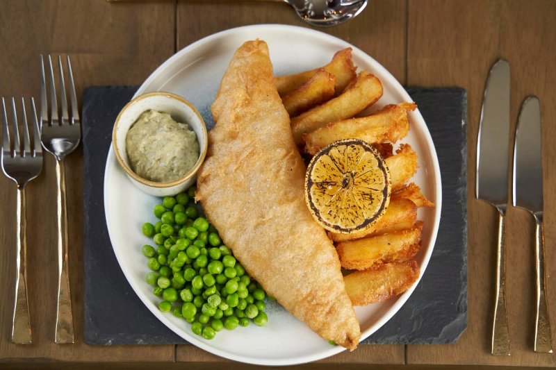 White Hart Hotel & Bar, Restaurant