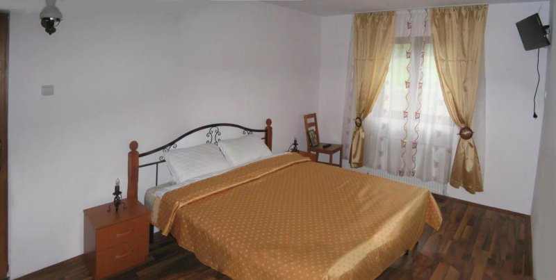La Trovanti B&B