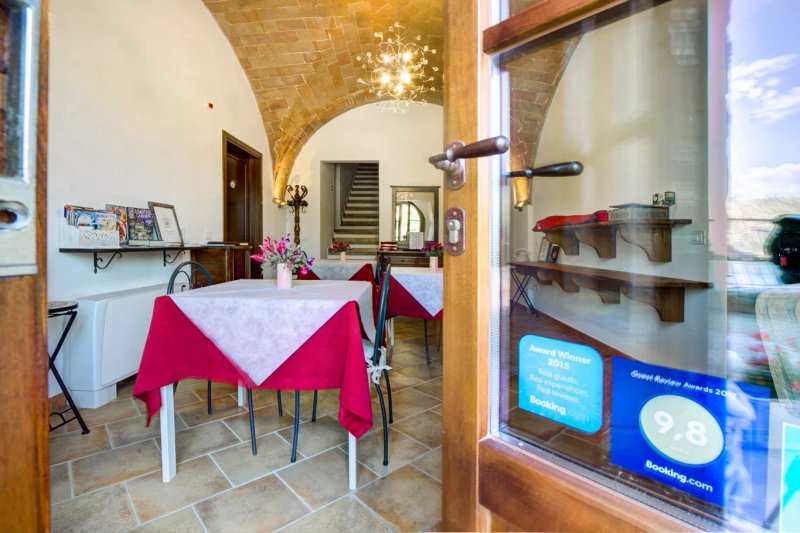 In Canto Sul Poggio