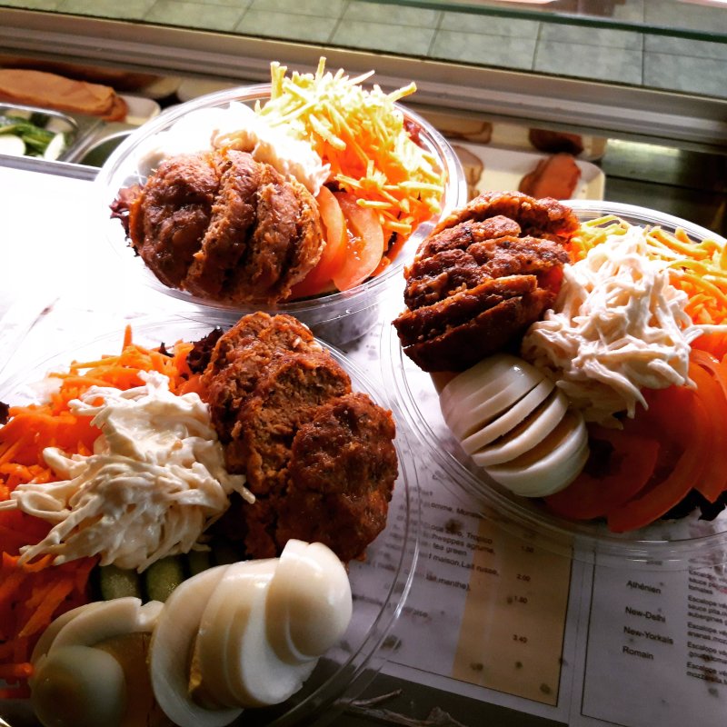 Eat Mons