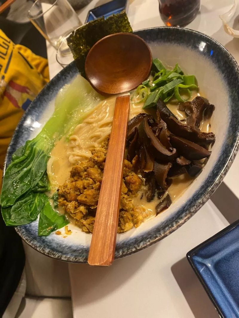 Sumo Sushi & Ramen