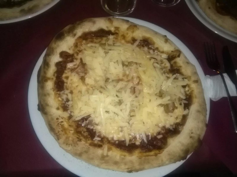 Pizzeria Snout Music Pub