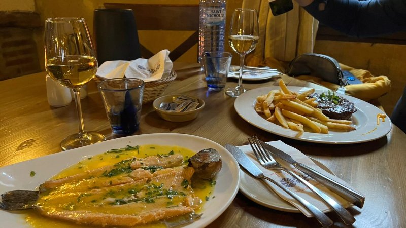 Restaurants & cafés
