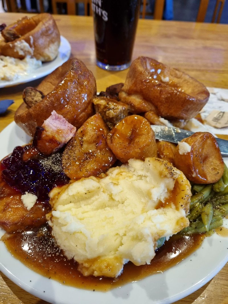 Woody's Bar and Restaurant