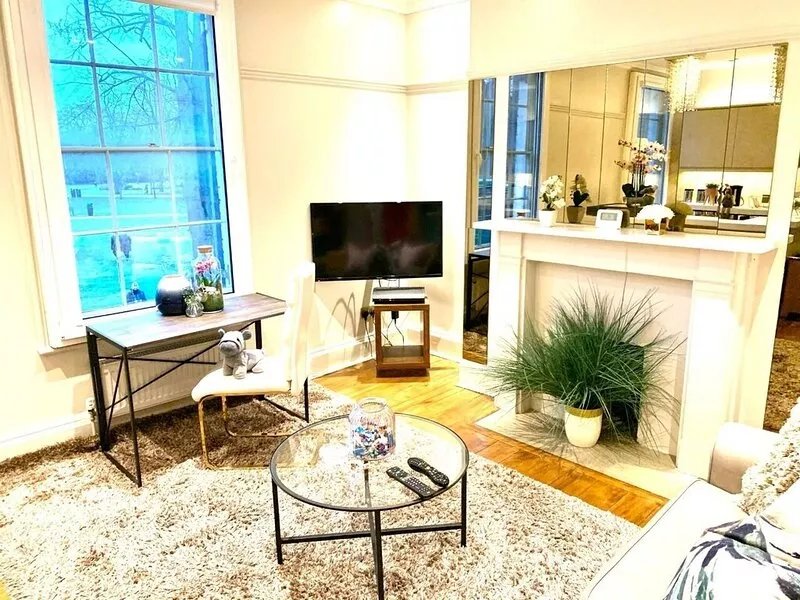 LOVELY 1 - BEDROOM APT⚡️HISTORICAL BUILDING⚡️ CENTRAL CAMBRIDGE
