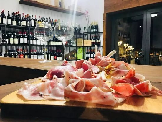 Il vino si fa con l'uva - Wine Boutique