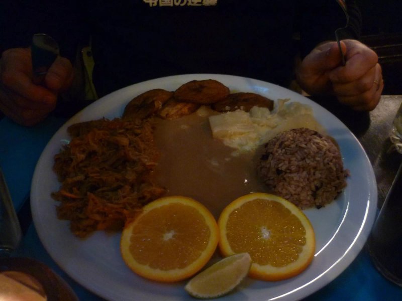 La Cantina Cubana