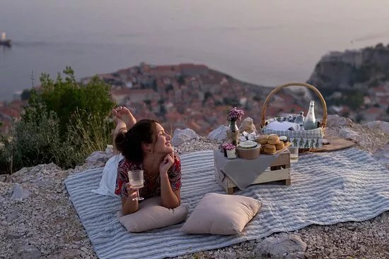 Hedonistic Picnic Experience with view of the Old city