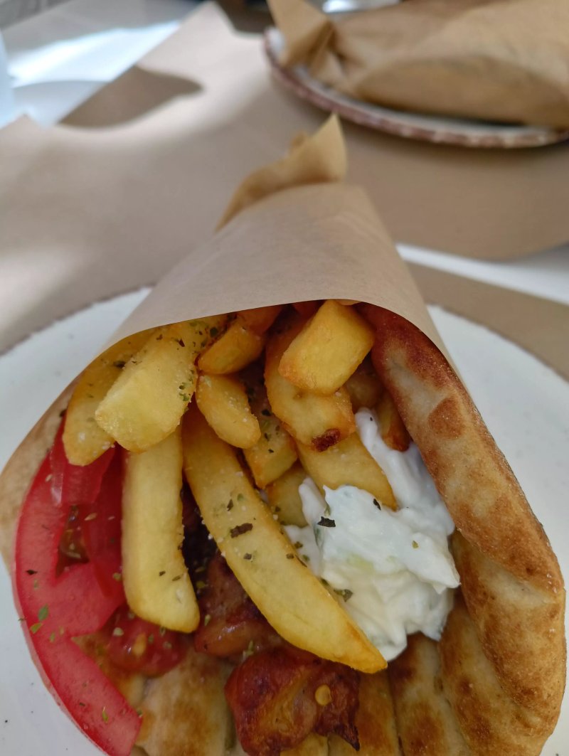 Tinos ise?