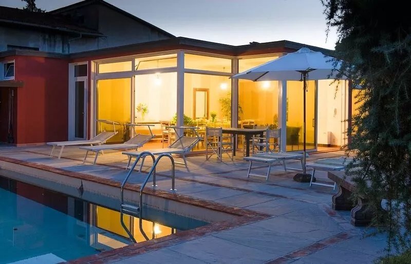 Villa Luxury Suites surrounded by Lucca vineyards
