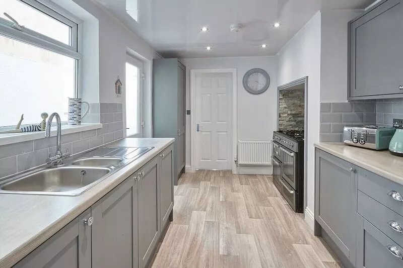 Host & Stay | Riftswood * Ruby