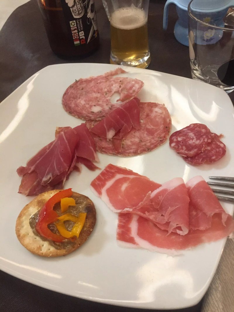 La Mesticheria Wine Pizza Gourmet