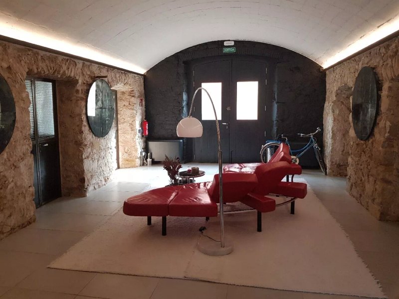 Llimona Suites