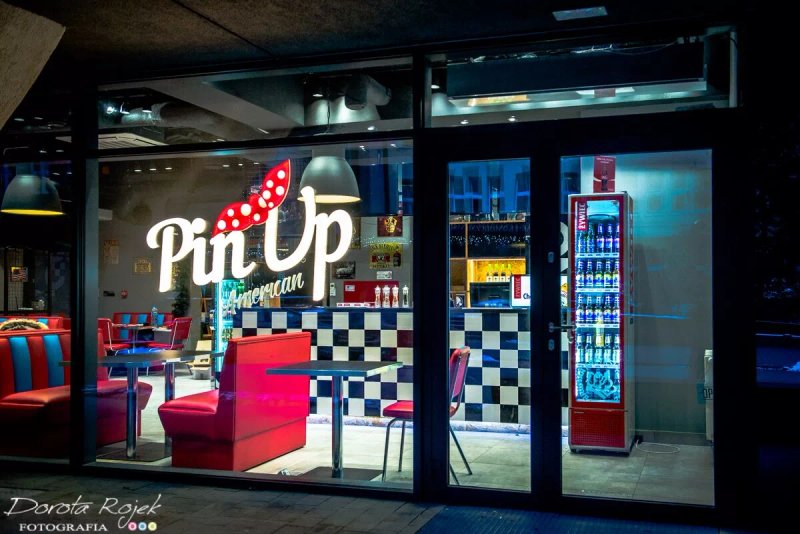 Pin Up American Burger
