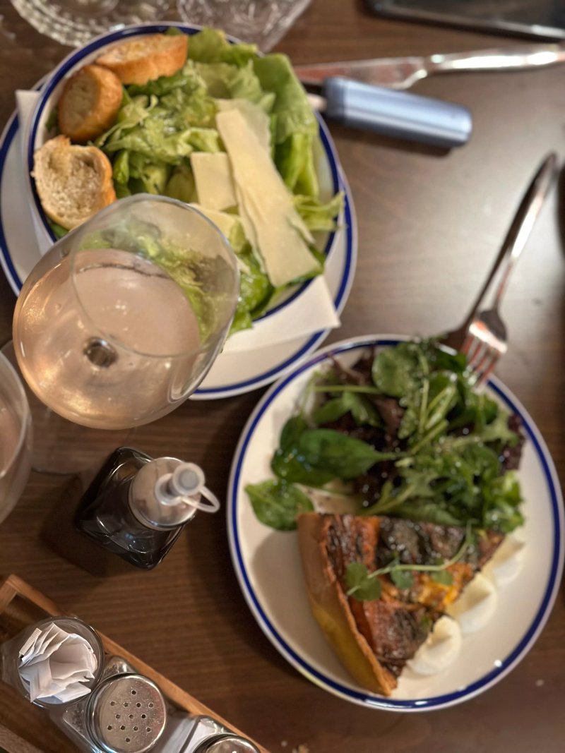 Le Klok bistro
