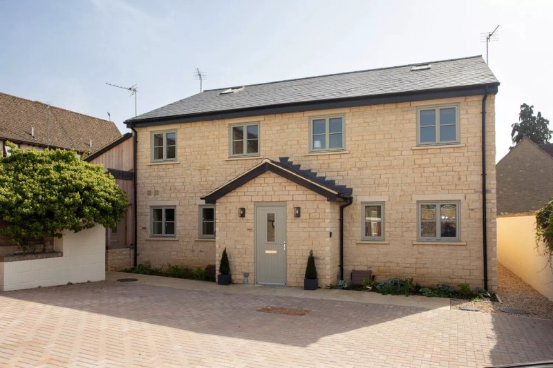 30 Chipping Norton