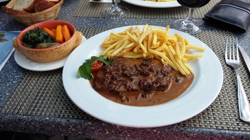 Les Trois Suisse