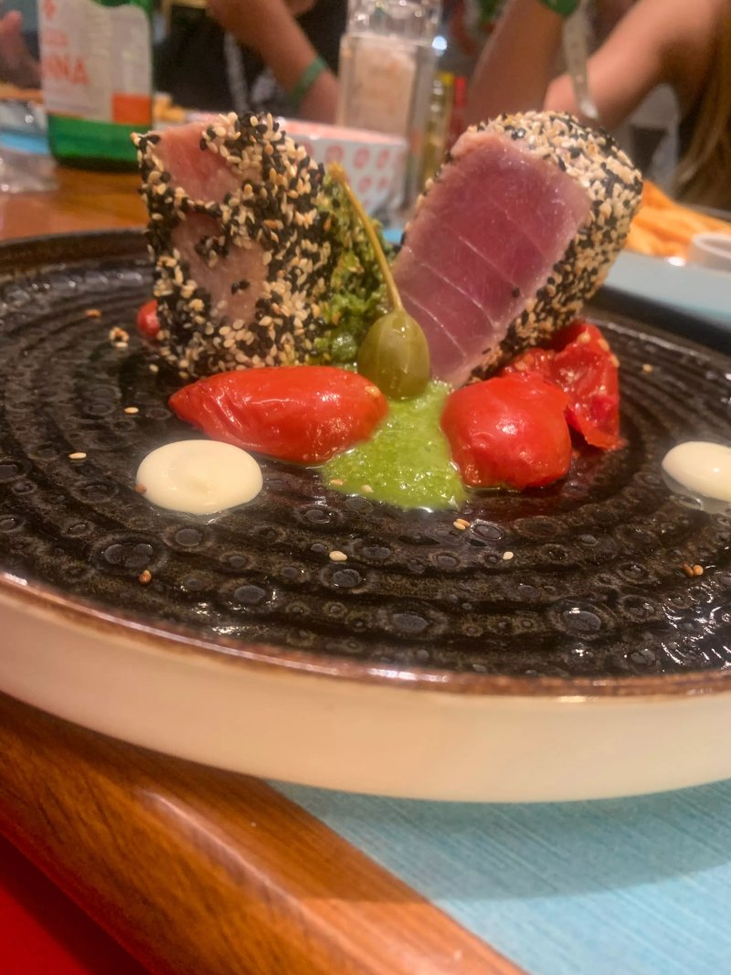 Maru Restaurant & Oyster Bar