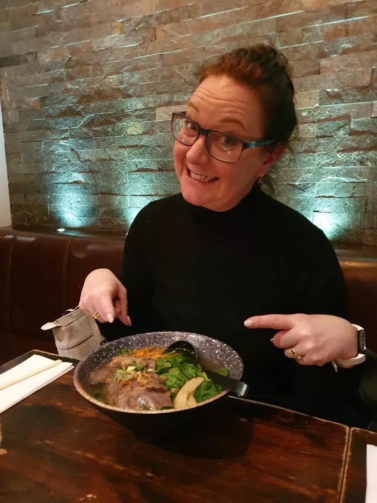 Chi Noodles & Wine Bar