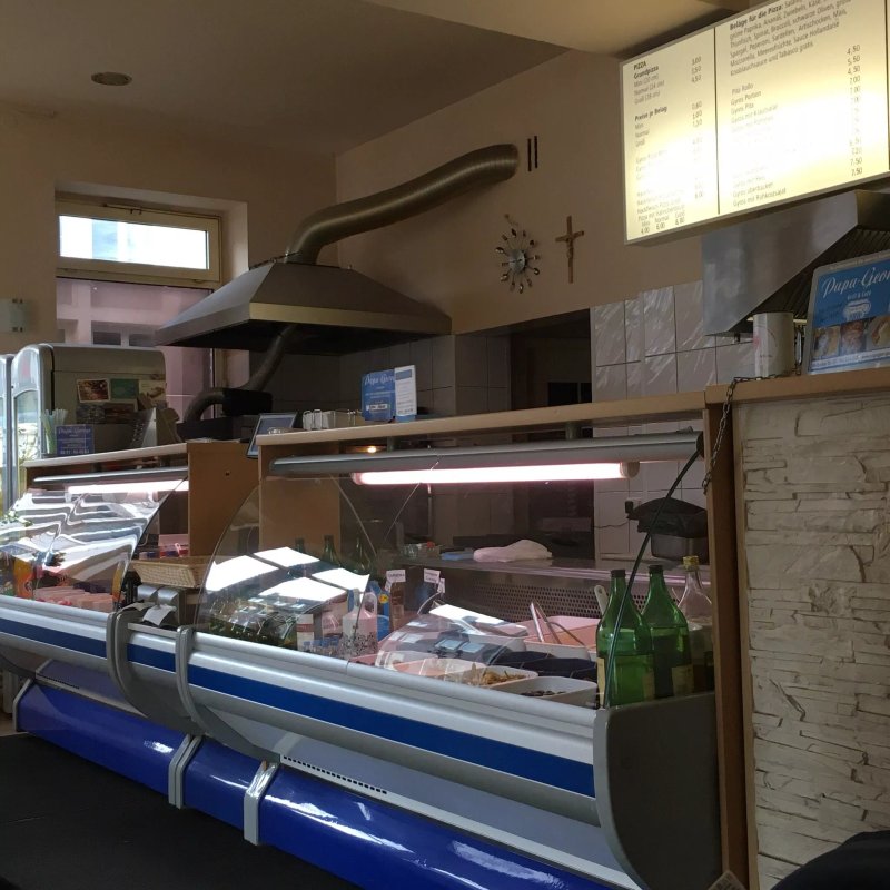 Papa George Grill & Cafe