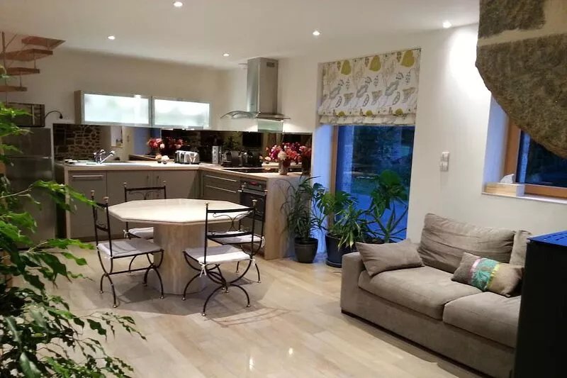 Cottage near Mont Saint Michel with 1 hectare garden. Granville Avranches