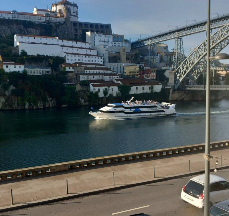 Armazem dos Guindais