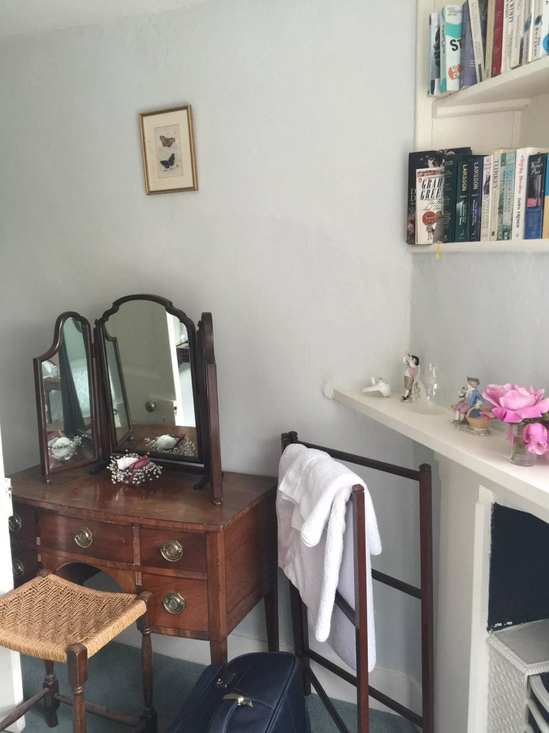 Tybroughton Hall B & B