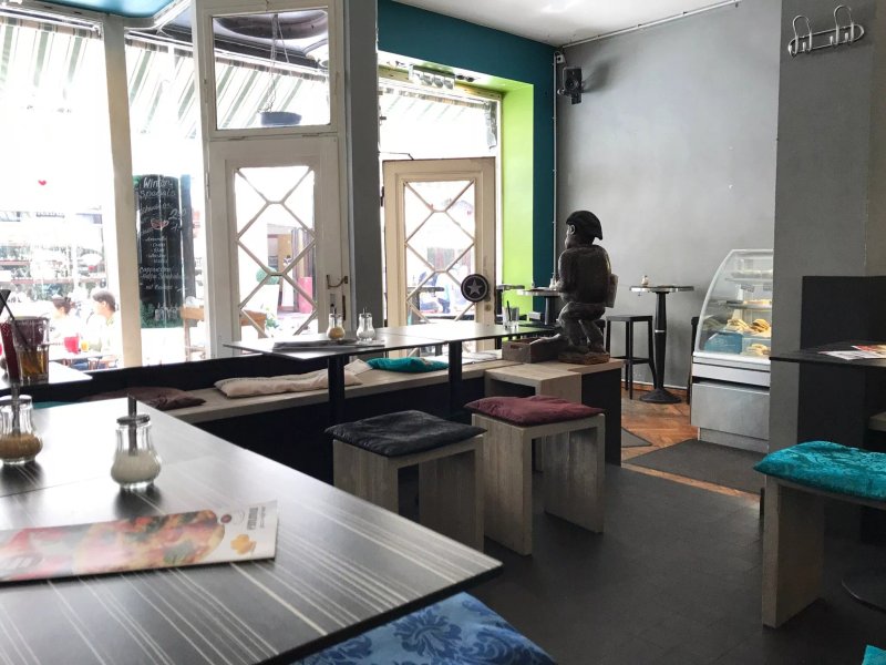 Emma Pizza-Cafe-Bar