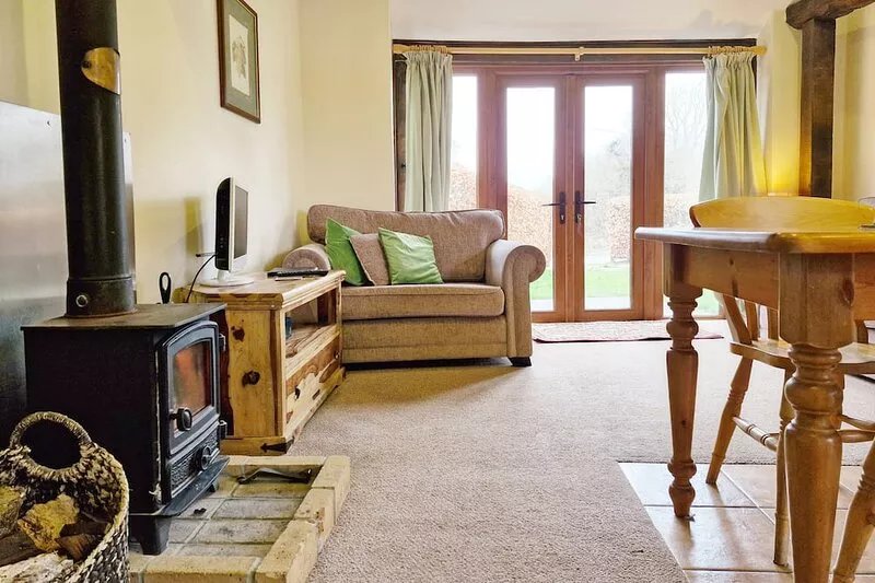 The Parlour -  a barn conversion that sleeps 4 guests  in 1 bedroom