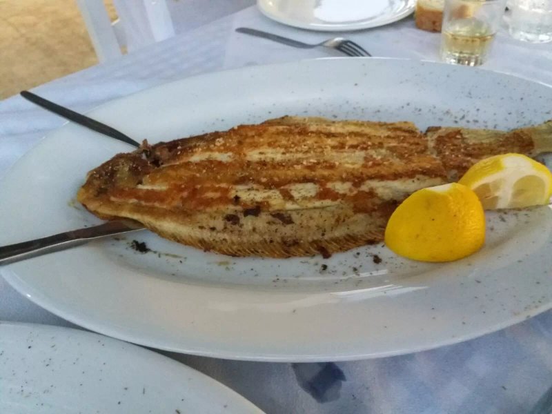 To Akrotiri