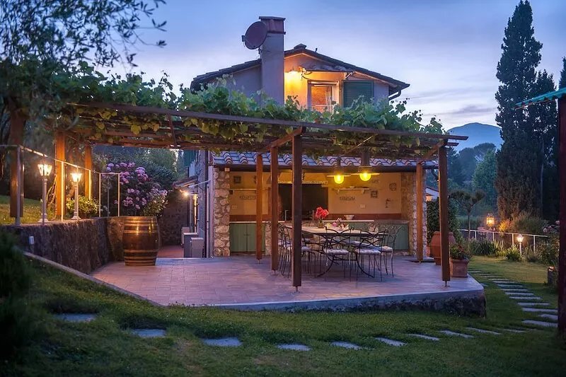 Tuscan Villa with A/C, WIFI  and private swimming pool
