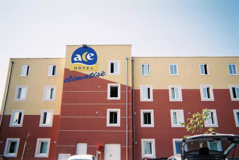 ACE Hôtel Noyelles Godault