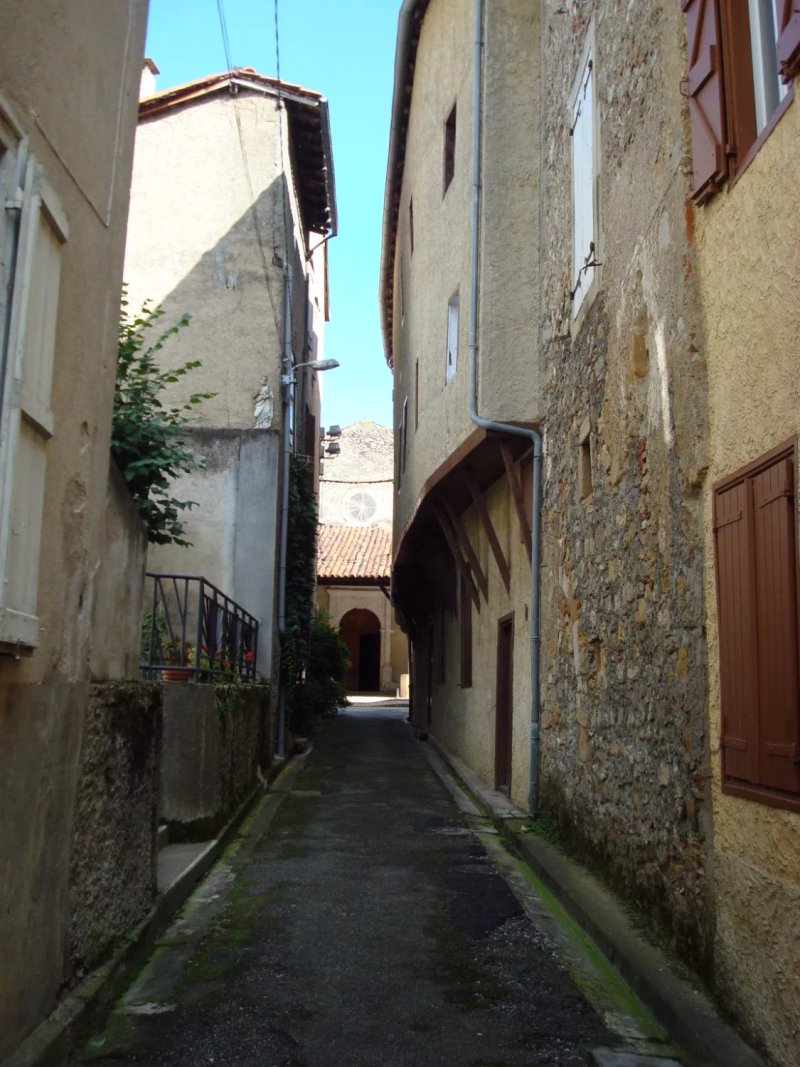 La Maison de la Grotte