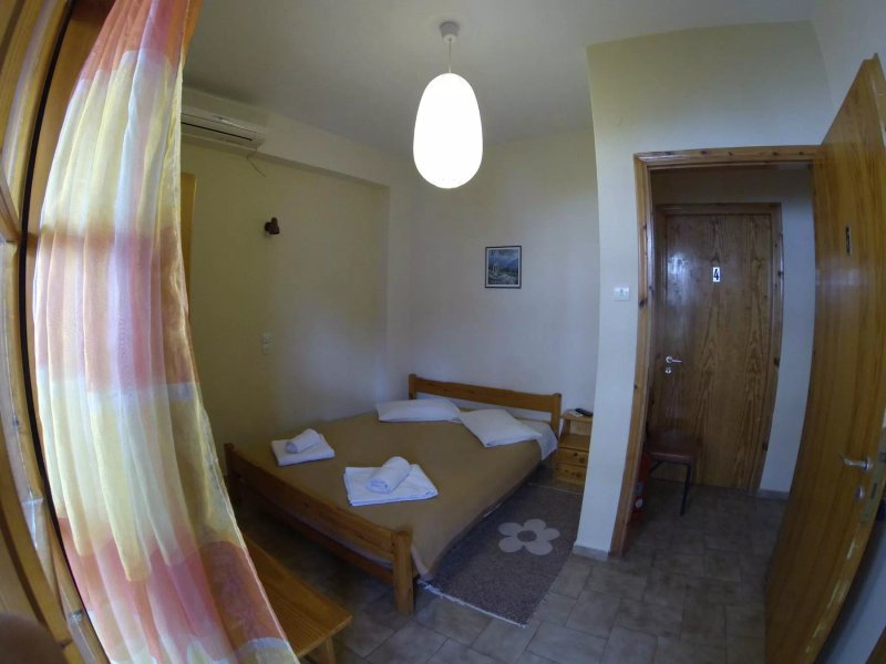 Anesi Rooms To Rent