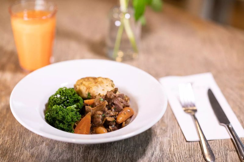 Cowdray Farm Shop & Cafe