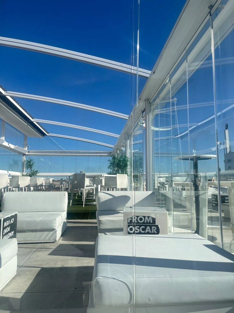 Rooftop Oscar Rooms