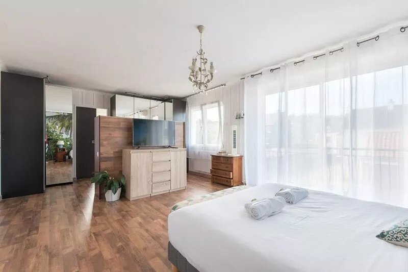 Family villa 5 minutes from the beach with swimming pool