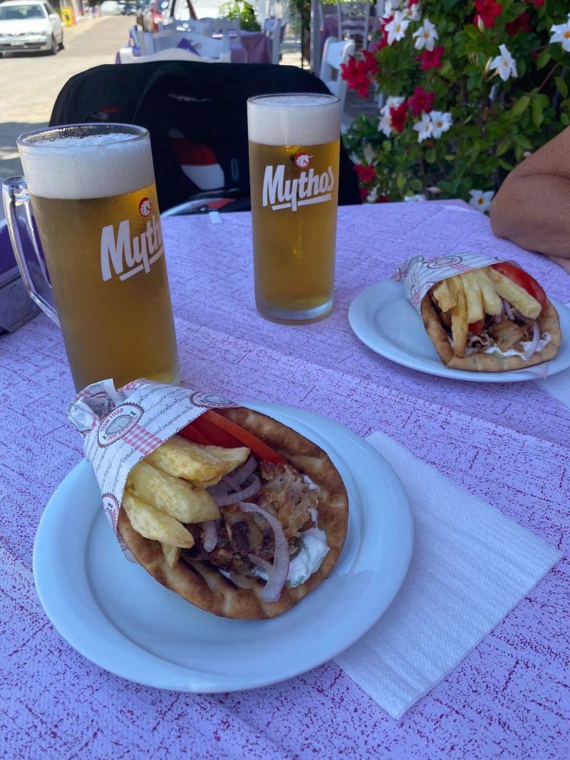Eleni;s Taverna