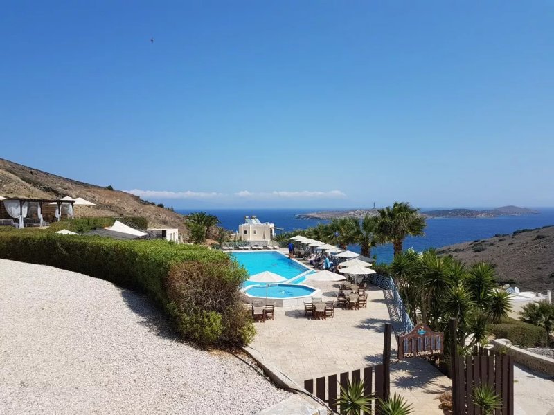 Sunrise Beach Suites