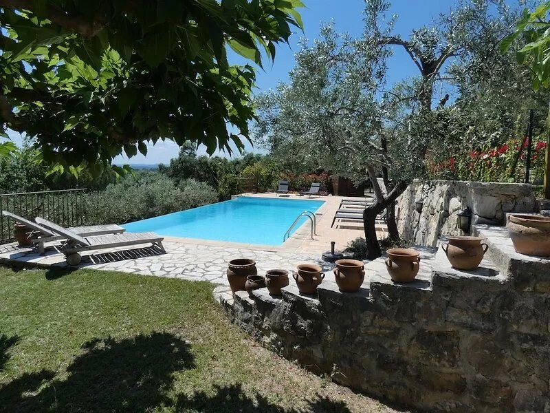 Large stone-built villa with spectacular views to the Mediterranean