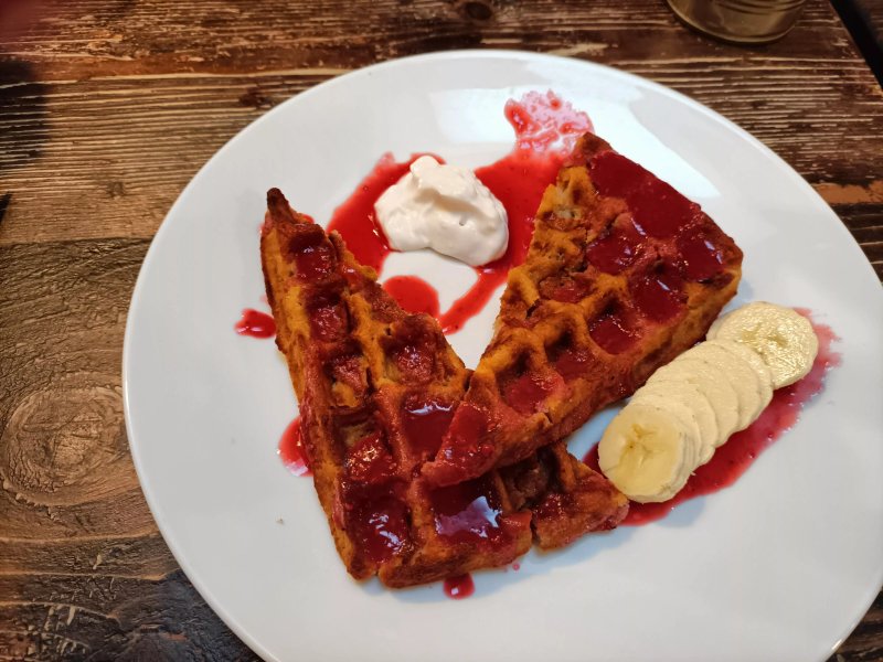 The Good Life Eatery