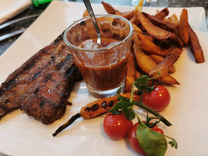 Bistrot Du Dormy House